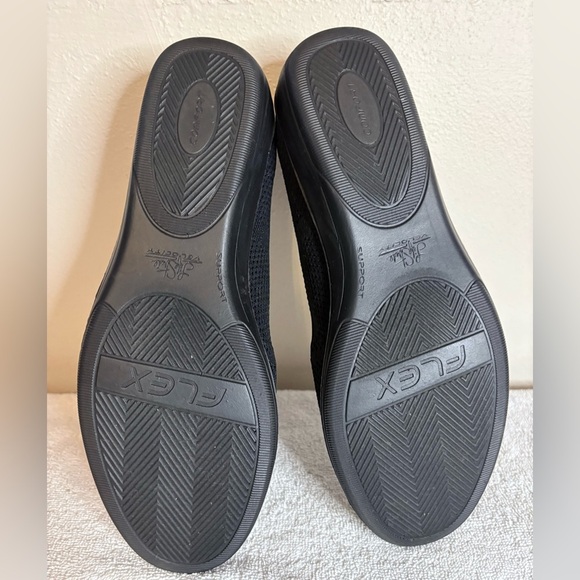 LifeStride Velocity 2.0 Black Women's Immy Ballet Flat Size 11M - Picture 5 of 9